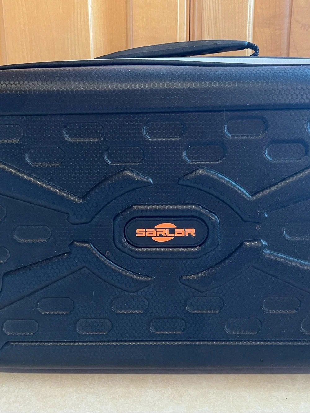 Quest VR 2 headset HARD SHELL CASE ONLY